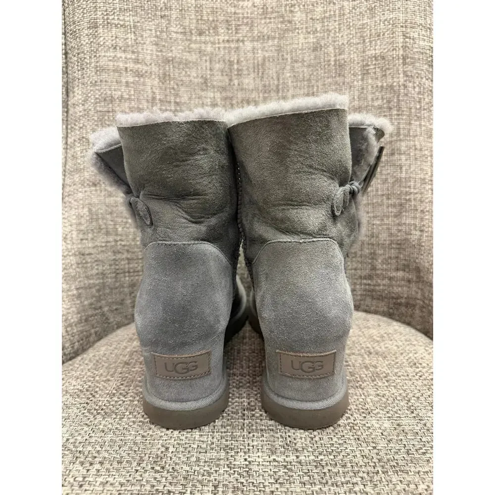 UGG Classic Femme Toggle Wedge Boots Charcoal Gray Suede Shearling Sz 7.5